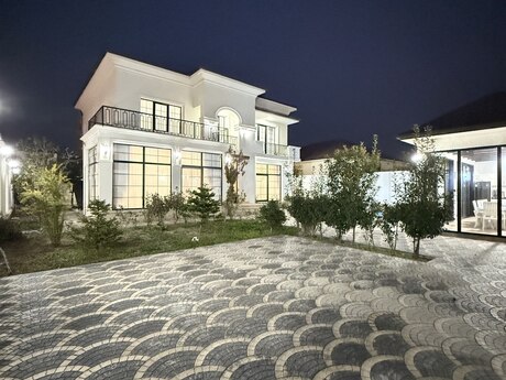 5 otaqlı həyət evi/bağ evi - Şüvəlan q. - 430 m²