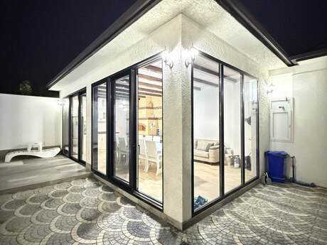 5 otaqlı həyət evi/bağ evi - Şüvəlan q. - 430 m²
