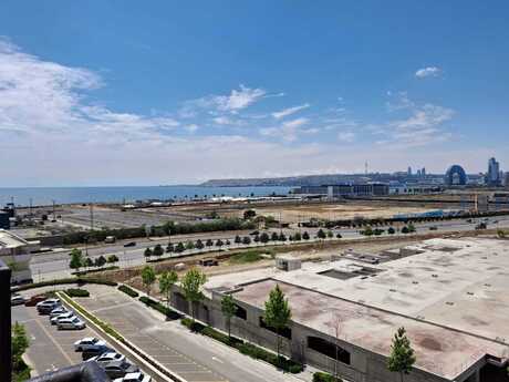 Объявление №5569288 - Баку, пос. Аг шехер, 4-комн., 184 м², 6/8 этаж