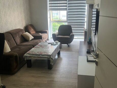3-комн. новостройка - м. 28 мая - 150 м²