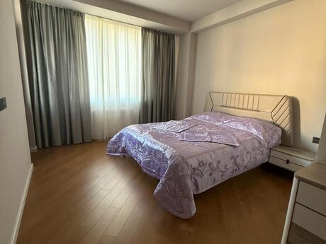 3-комн. новостройка - м. 20 января - 80 м²