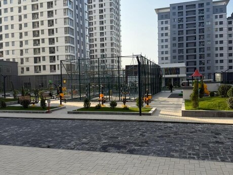 3-комн. новостройка - м. 20 января - 80 м²