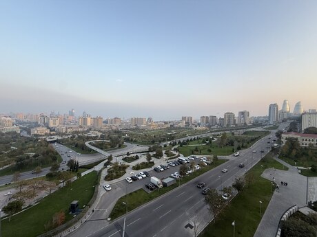 4 otaqlı yeni tikili - Elmlər Akademiyası m. - 190 m²