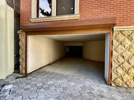 5 otaqlı həyət evi/bağ evi - Avtovağzal m. - 420 m²