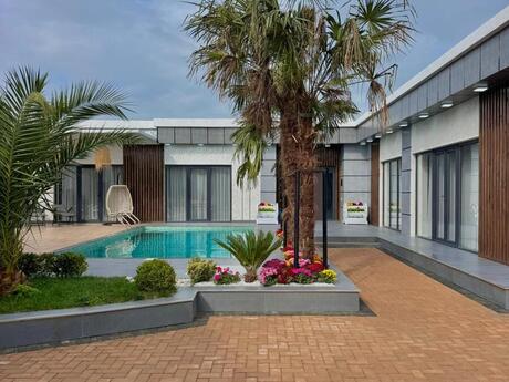 5 otaqlı həyət evi/bağ evi - Mərdəkan q. - 220 m²