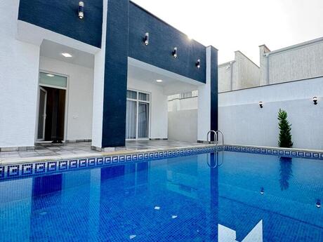 4 otaqlı həyət evi/bağ evi - Şüvəlan q. - 150 m²