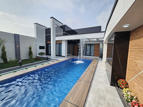 4 otaqlı həyət evi/bağ evi - Şüvəlan q. - 160 m²