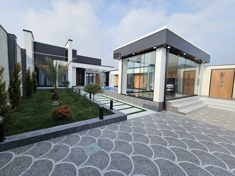 4 otaqlı həyət evi/bağ evi - Şüvəlan q. - 160 m²