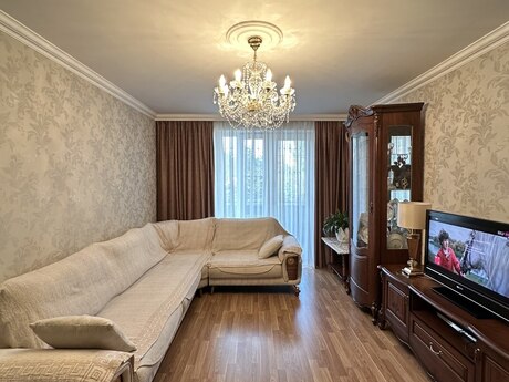 Elan №5658968 - Bakı, Bakıxanov q., 3 otaqlı, 75 m², 2/5 mərtəbə