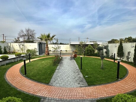 6 otaqlı həyət evi/bağ evi - Mərdəkan q. - 350 m²