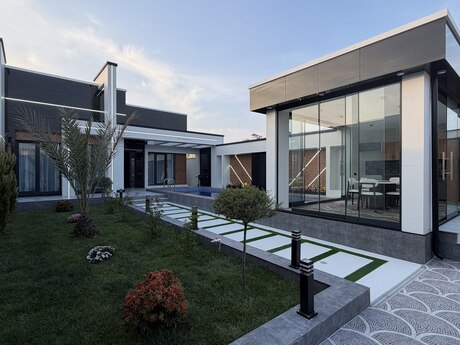 4 otaqlı həyət evi/bağ evi - Şüvəlan q. - 180 m²