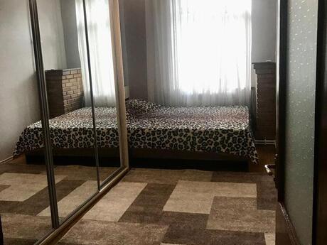 2 otaqlı köhnə tikili - İçəri Şəhər m. - 60 m²