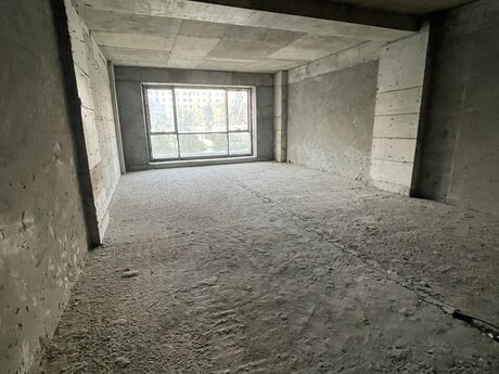 4 otaqlı yeni tikili - İnşaatçılar m. - 232 m²