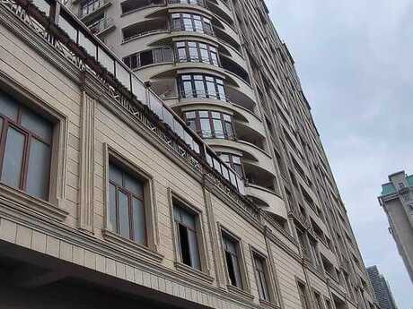 4-комн. новостройка - м. Шах Исмаил Хатаи - 295 м²