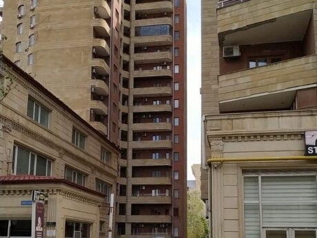 4 otaqlı ofis - Nizami m. - 160 m²