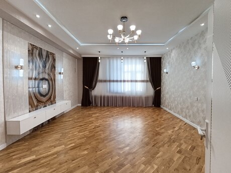 3-комн. новостройка - м. Ази Асланов - 114 м²