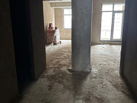 2-комнатная квартира, 72 м², 28 May: 220 000 ₼ 2