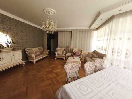 5-room apartment for rent, 221 m², Elmlər Akademiyası: 2 000 ₼/mo 5