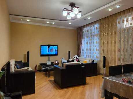 Elan №5661142 - Bakı, Memar Əcəmi m., 2 otaqlı, 90 m², 9/16 mərtəbə