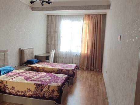 3 otaqlı mənzil, 100 m², İnşaatçılar: 300 000 ₼ 5