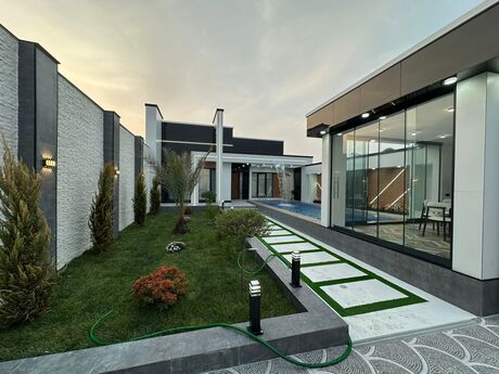 4 otaqlı həyət evi/bağ evi - Şüvəlan q. - 170 m²