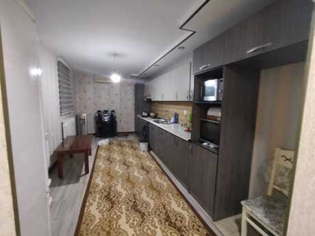 5 otaqlı həyət evi/bağ evi - Kürdəxanı q. - 230 m²