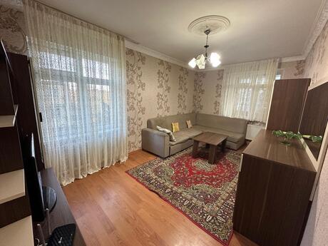 Elan №5662446 - Bakı, Bakıxanov q., 2 otaqlı, 60 m², 5/5 mərtəbə