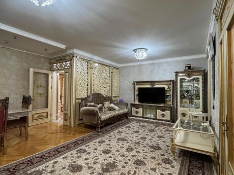 4-room apartment for rent, 120 m², Elmlər Akademiyası: 1 300 ₼/mo 3