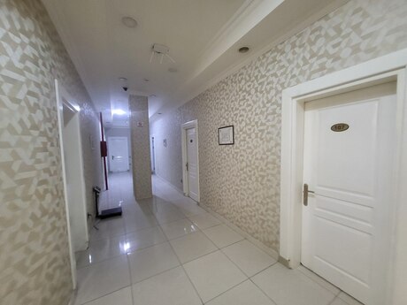 Obyekt - 8 Noyabr m. - 950 m²