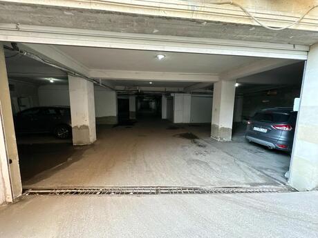 Гараж - м. Шах Исмаил Хатаи - 200 м²