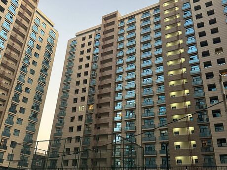 4 otaqlı yeni tikili - 28 May m. - 196 m²