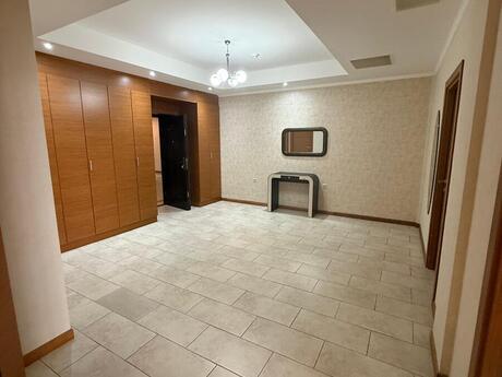 4-room apartment, 210 m², Yasamal: 750 000 ₼ 5