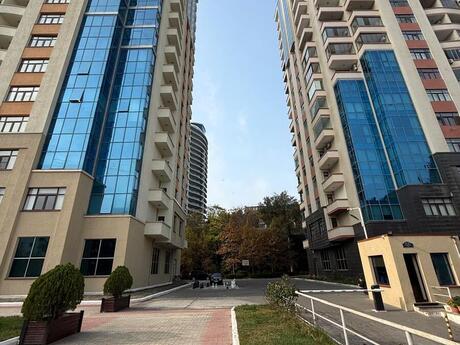 4 otaqlı mənzil, 210 m², Yasamal: 750 000 ₼ 2