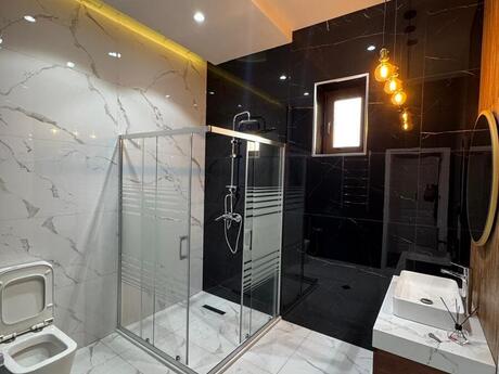 House with Garden, Villa For Sale