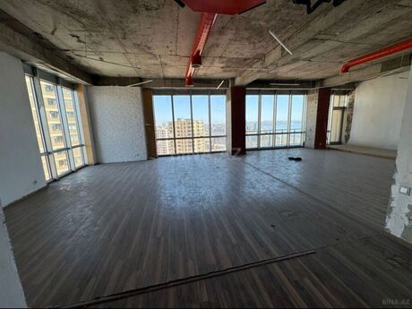 4 otaqlı yeni tikili - İçəri Şəhər m. - 185 m²