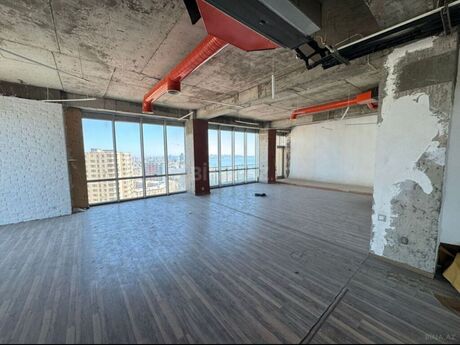 4 otaqlı yeni tikili - İçəri Şəhər m. - 185 m²