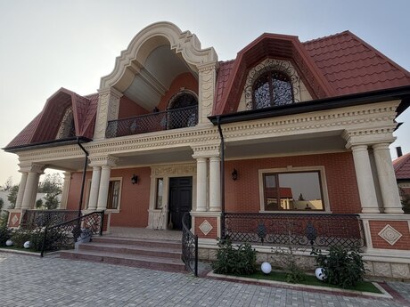 5 otaqlı həyət evi/bağ evi - Buzovna q. - 300 m²