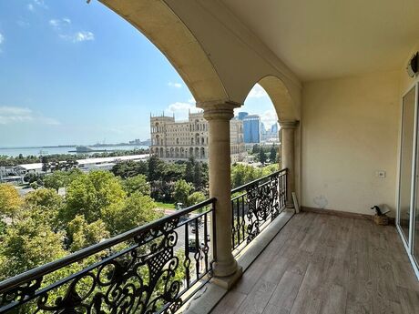 2-комн. новостройка - м. 28 мая - 100 м²