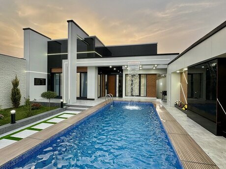 4 otaqlı həyət evi/bağ evi - Şüvəlan q. - 170 m²