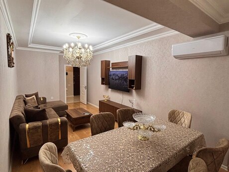 4 otaqlı yeni tikili - Həzi Aslanov m. - 152 m²