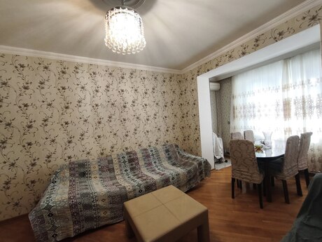 2 otaqlı köhnə tikili - Elmlər Akademiyası m. - 65 m²