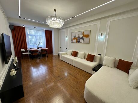 2 otaqlı yeni tikili - Elmlər Akademiyası m. - 68 m²