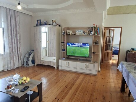 6 otaqlı həyət evi/bağ evi - Kürdəxanı q. - 100 m²