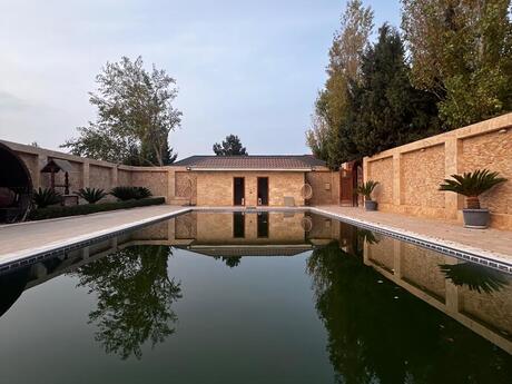 5 otaqlı həyət evi/bağ evi - Bilgəh q. - 400 m²