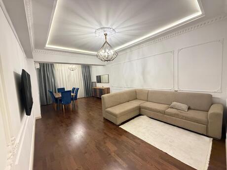 3 otaqlı yeni tikili - Şah İsmayıl Xətai m. - 141 m²