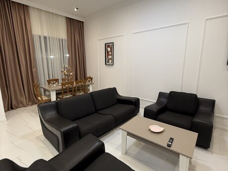 4 otaqlı həyət evi/bağ evi - Görədil q. - 150 m²