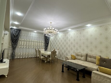 3 otaqlı yeni tikili - Ağ şəhər q. - 150 m²