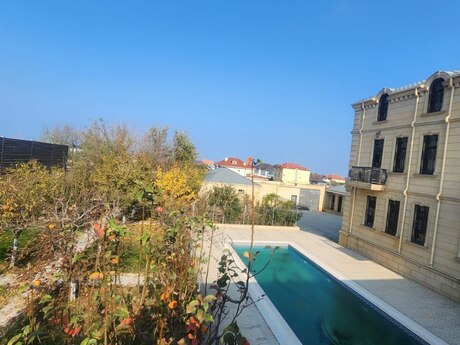 10 otaqlı həyət evi/bağ evi - Fatmayı q. - 700 m²