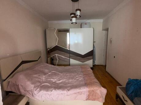 3 otaqlı köhnə tikili - Avtovağzal m. - 100 m²
