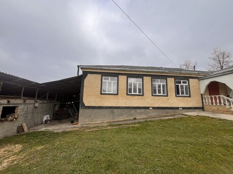 Elan №5669198 - Qusar, Qusar, 4 otaqlı, 130 m²